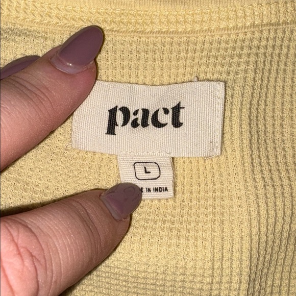 PACT Women's Light Yellow Cardigan Sweater large
Organic cotton - Picture 2 of 5